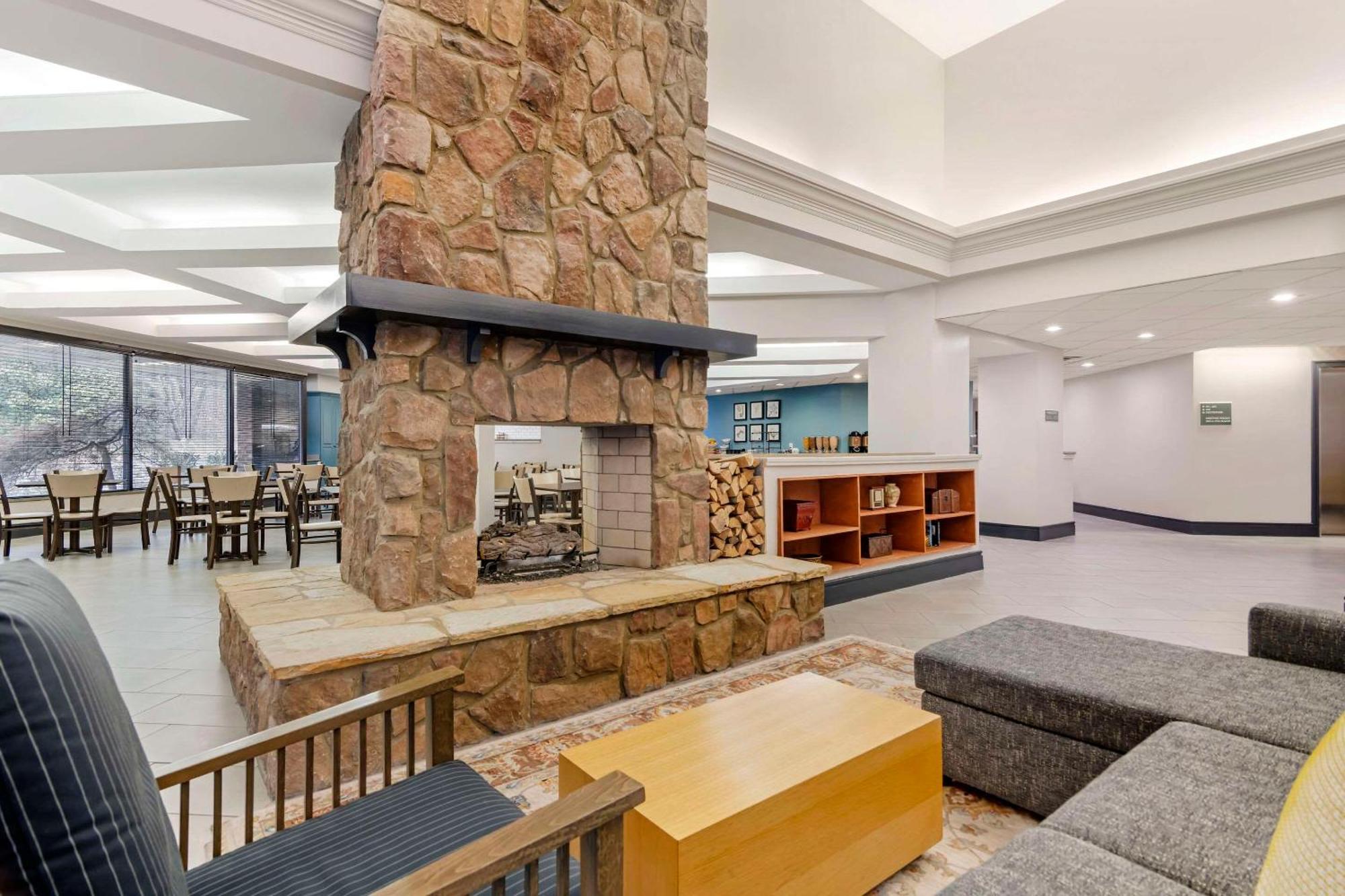 Country Inn & Suites By Radisson, Atlanta Galleria-Ballpark, Ga Smyrna Eksteriør billede